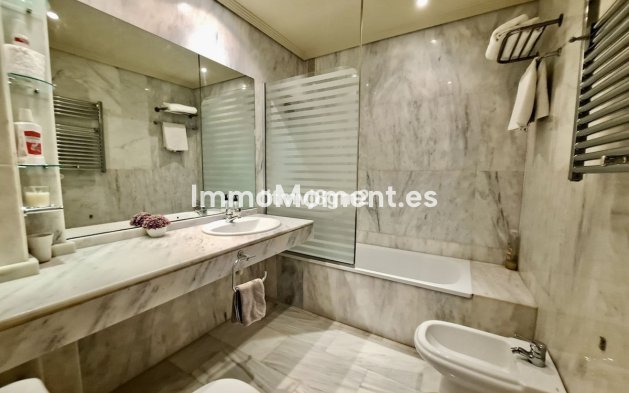 Bestaande woning - Appartement - Fuengirola - Fuengirola Centro