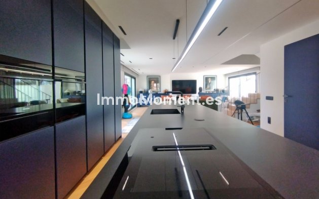 Resale - Apartment - Marbella - Marbella Centro