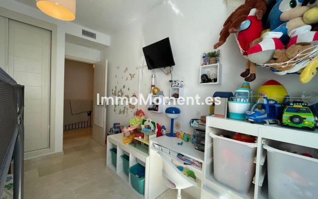 Revente - Appartement - Estepona  - Estepona Centro