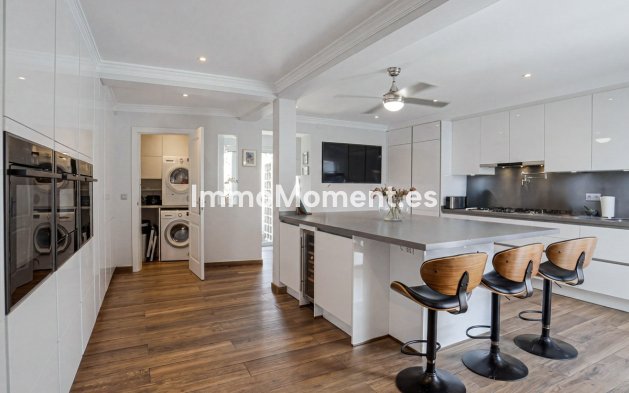 Wiederverkauf - Freistehende Villa - Marbella - Marbella Centro