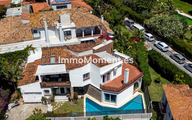 Wiederverkauf - Freistehende Villa - Marbella - Marbella Centro