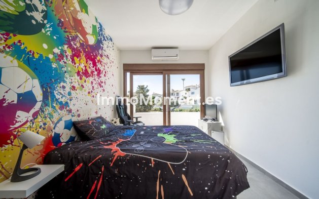 Resale - Detached villa - Benalmadena - Benalmadena Centro