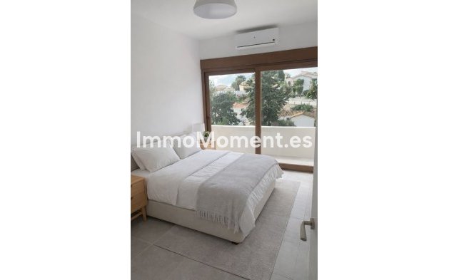 Resale - Detached villa - Benalmadena - Benalmadena Centro