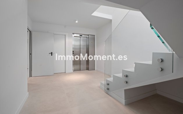 Neubau - Freistehende Villa - Benidorm