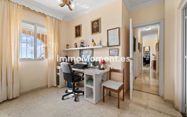 Bestaande woning - Vrijstaande villa - Benalmadena - Benalmadena Centro