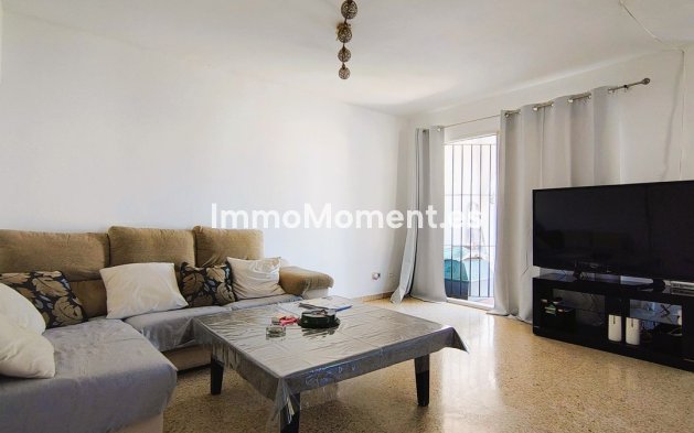 Wiederverkauf - Freistehende Villa - Estepona  - Atalaya