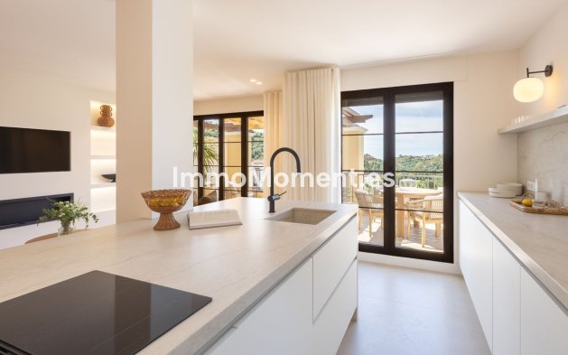 Resale - Apartment - Benahavís - Los Arqueros