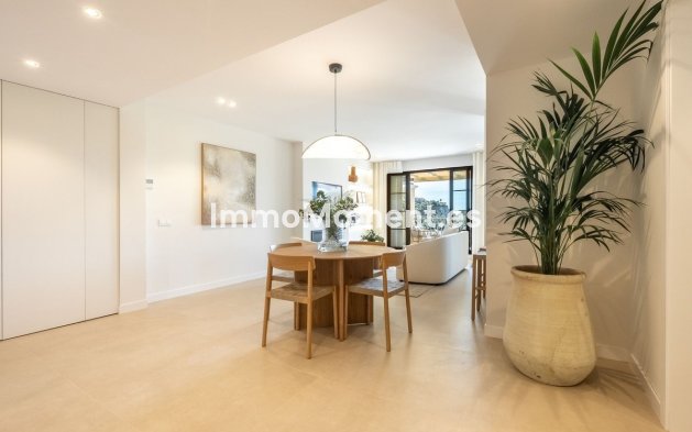 Resale - Apartment - Benahavís - Los Arqueros
