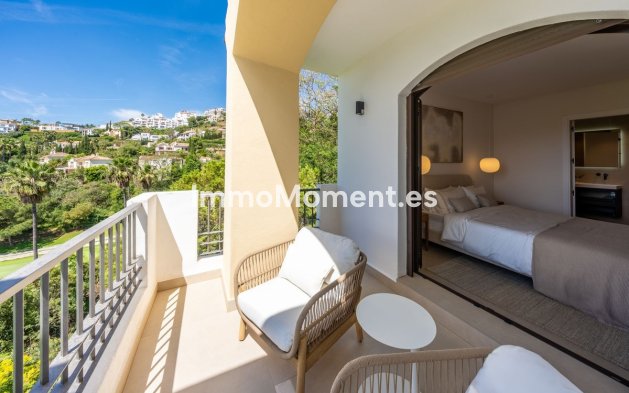 Resale - Apartment - Benahavís - Los Arqueros