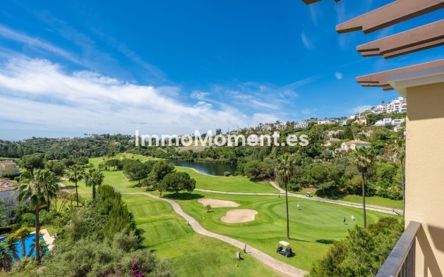 Resale - Apartment - Benahavís - Los Arqueros