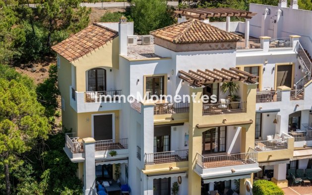 Resale - Apartment - Benahavís - Los Arqueros