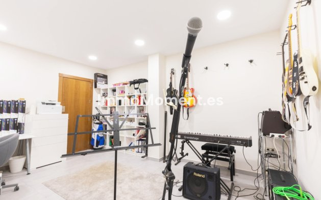 Resale - Detached villa - Benahavís - Benahavís Centro
