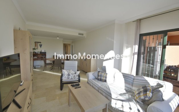 Resale - Apartment - Marbella - Elviria