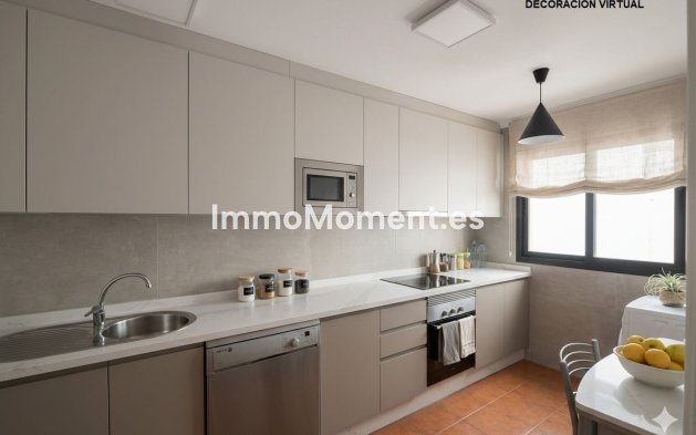 Resale - Apartment - Marbella - Elviria