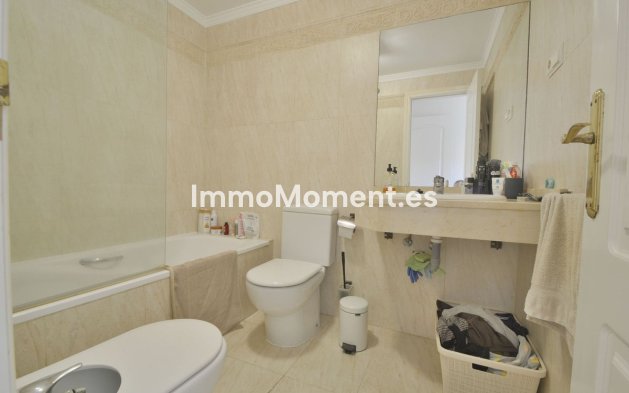 Resale - Apartment - Marbella - Elviria