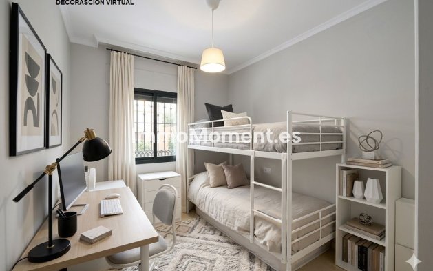 Resale - Apartment - Marbella - Elviria