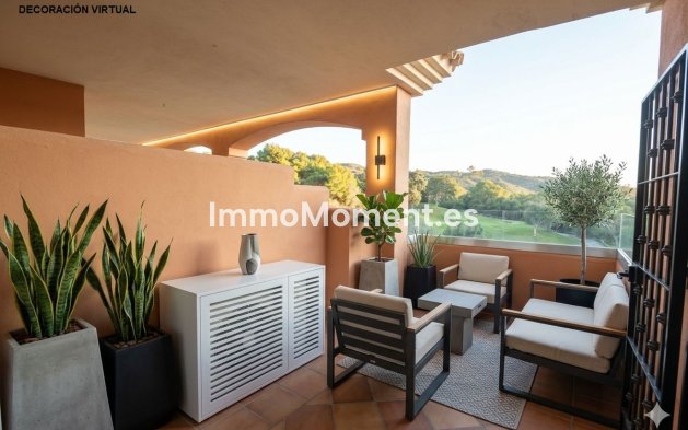 Resale - Apartment - Marbella - Elviria