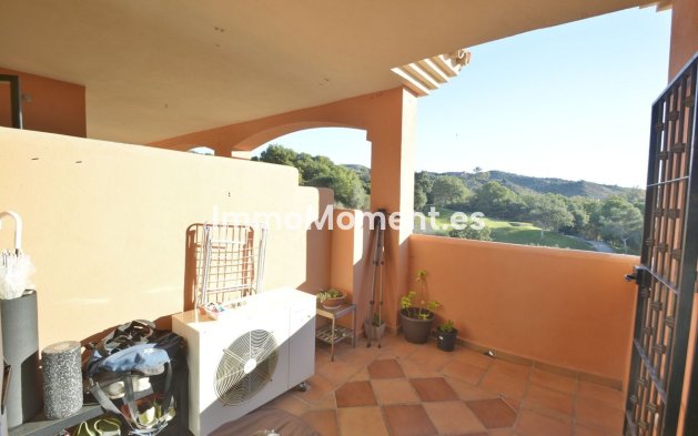 Resale - Apartment - Marbella - Elviria