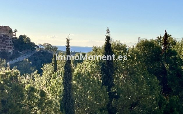 Resale - Apartment - Marbella - Elviria
