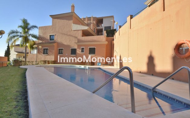 Resale - Apartment - Marbella - Elviria