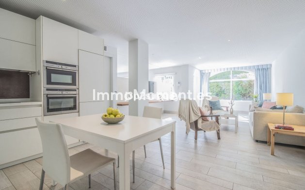 Wiederverkauf - Wohnung - Marbella - Guadalmina Baja