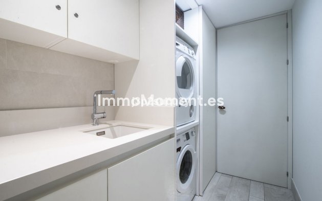 Wiederverkauf - Wohnung - Marbella - Guadalmina Baja