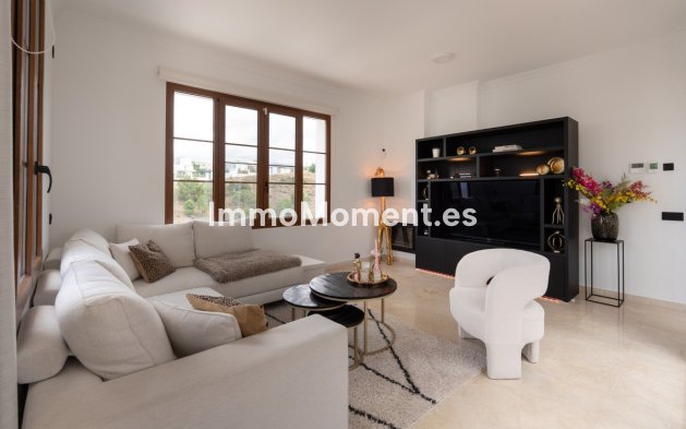 Wiederverkauf - Freistehende Villa - Estepona  - Estepona Centro