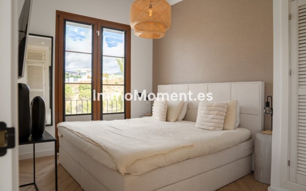 Wiederverkauf - Freistehende Villa - Estepona  - Estepona Centro