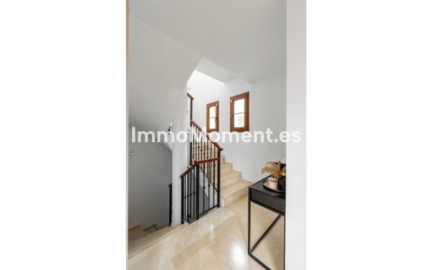 Wiederverkauf - Freistehende Villa - Estepona  - Estepona Centro