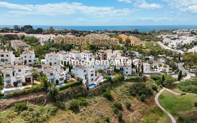 Wiederverkauf - Freistehende Villa - Estepona  - Estepona Centro
