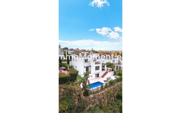 Wiederverkauf - Freistehende Villa - Estepona  - Estepona Centro