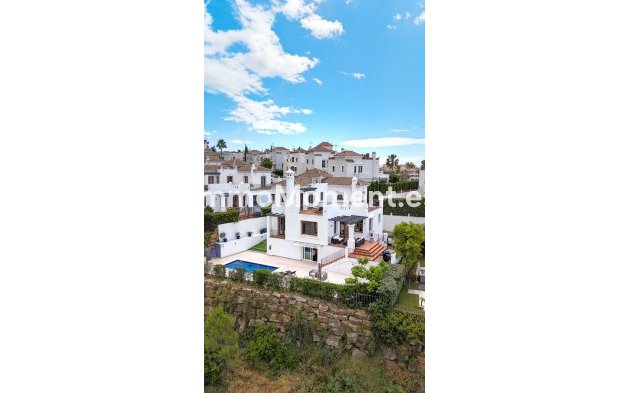 Wiederverkauf - Freistehende Villa - Estepona  - Estepona Centro