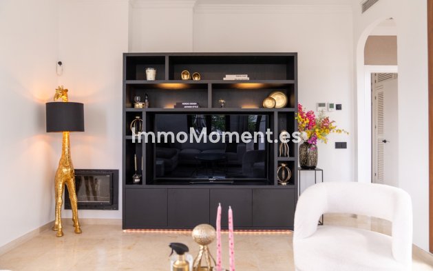 Wiederverkauf - Freistehende Villa - Estepona  - Estepona Centro
