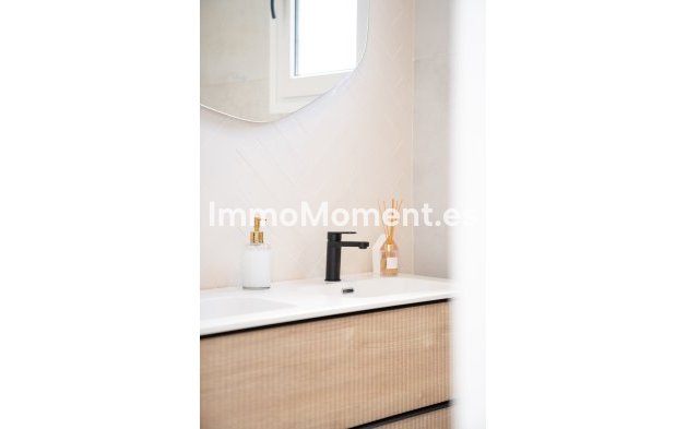 Wiederverkauf - Freistehende Villa - Estepona  - Estepona Centro