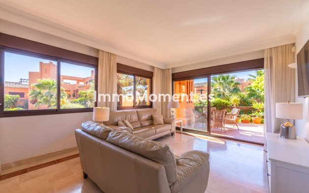 Wiederverkauf - Wohnung - Estepona  - Estepona Centro