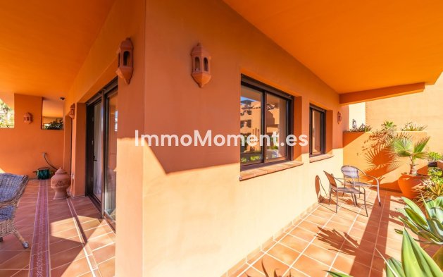 Wiederverkauf - Wohnung - Estepona  - Estepona Centro