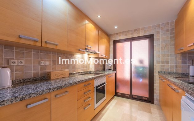 Wiederverkauf - Wohnung - Estepona  - Estepona Centro