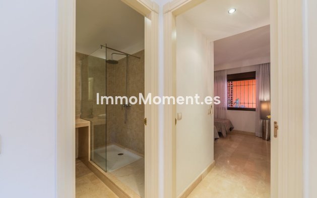 Wiederverkauf - Wohnung - Estepona  - Estepona Centro