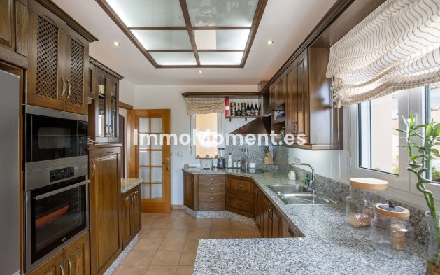 Bestaande woning - Vrijstaande villa - Benalmadena - Benalmadena Centro
