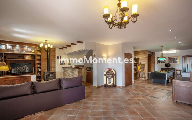 Bestaande woning - Vrijstaande villa - Benalmadena - Benalmadena Centro