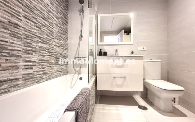 Resale - Apartment - Marbella - Reserva de Marbella