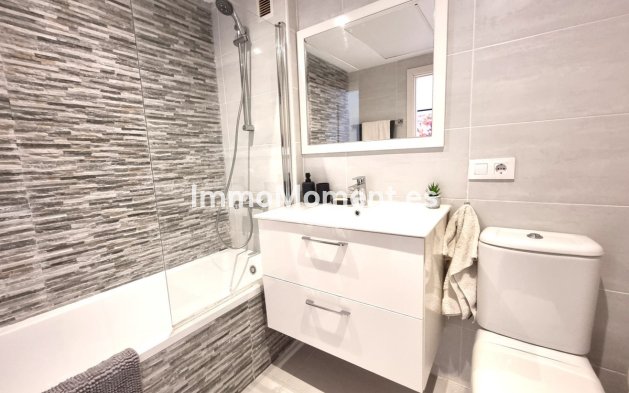 Resale - Apartment - Marbella - Reserva de Marbella