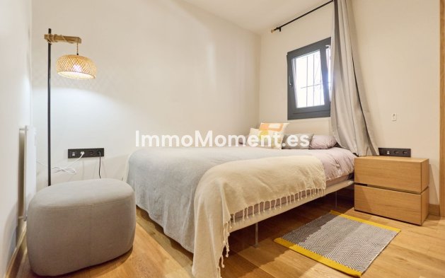 Resale - Apartment - Marbella - Puerto Banús