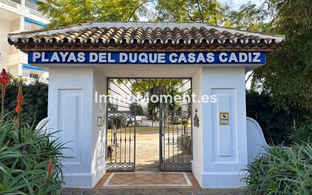 Resale - Apartment - Marbella - Puerto Banús