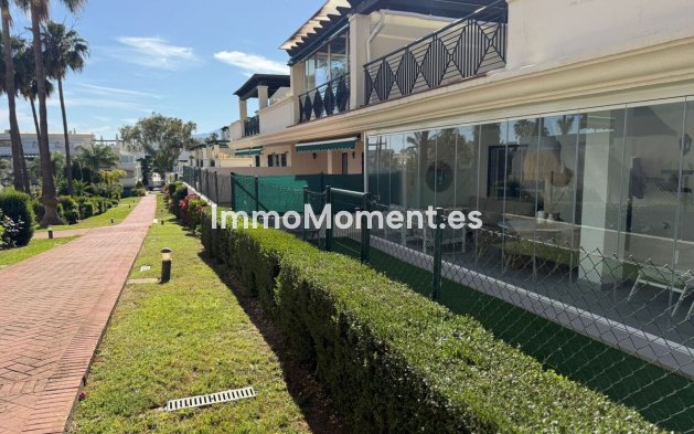 Resale - Apartment - Marbella - Nueva Andalucía