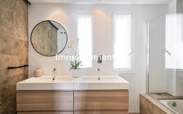 Resale - Apartment - Marbella - Marbella Centro