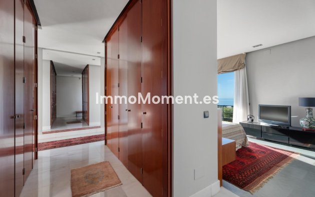 Resale - Detached villa - Marbella - Altos de los Monteros