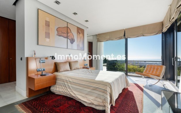 Resale - Detached villa - Marbella - Altos de los Monteros