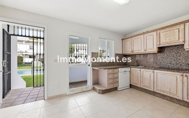 Resale - Townhouse - Marbella - Nueva Andalucía