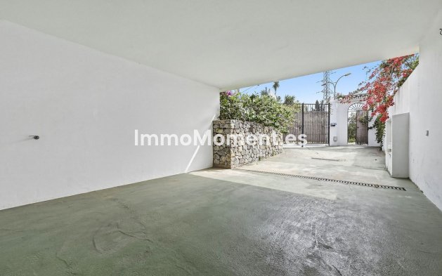 Resale - Townhouse - Marbella - Nueva Andalucía